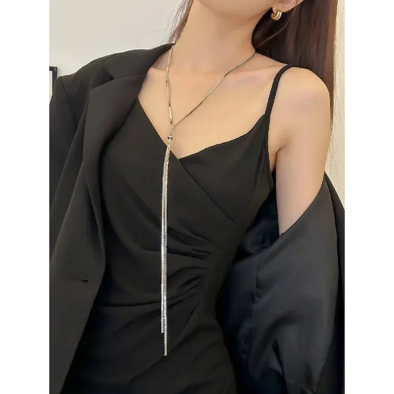 Exquisite Women's Light Luxury Pull-Out Necklace